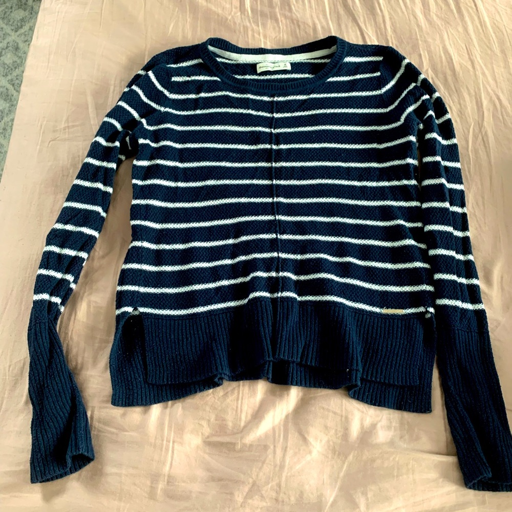 A&F long sleeve top